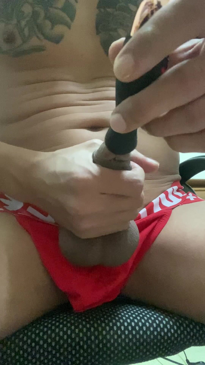 Tattooed boy: Batang Marquise menembusi jauh ke dalam Urethra dan Memancut Dan...