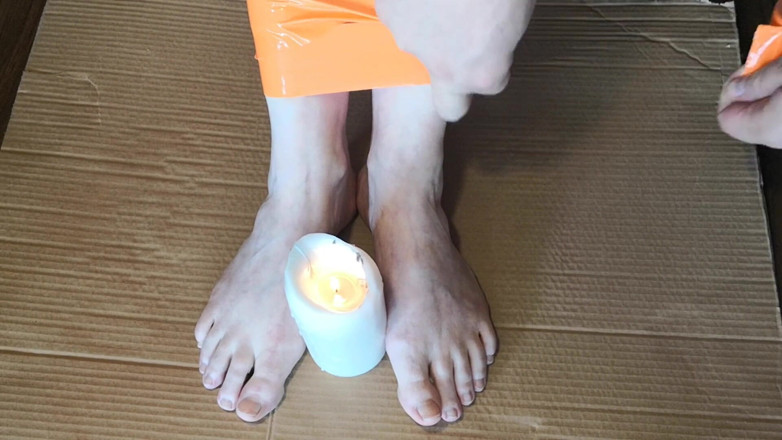 Bouncy Tits Action: Hot candle wax on my feet part 1