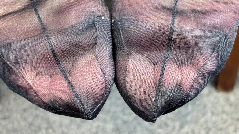 Aunty Sandra vintage girdle queen: Vgq23 Moster Sandra sätter på sig sina klassiska sömmar