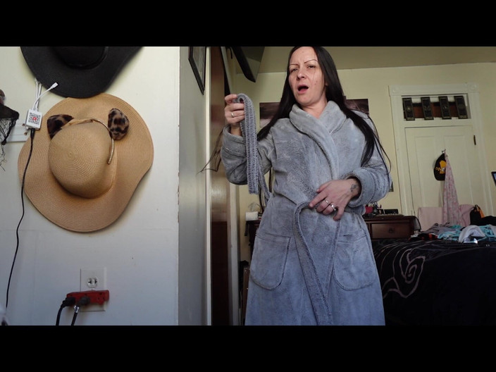 Raven Willow: Fuzzy Robe azdırıyor