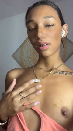 Lia studio: Lia18