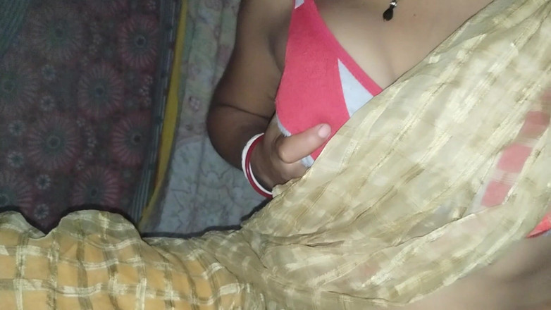 Sudipdhal1: Indian Village Bhabhi Knows How to Fuck