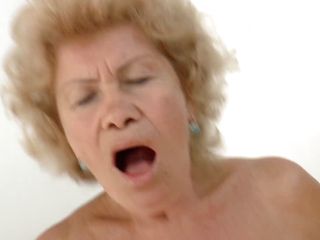 Mature Climax: Older woman pleasing younger dude