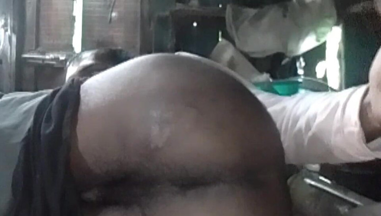 Aashiq: Индийский паренек дези с грязной задницей