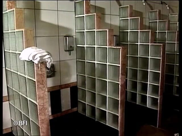 Fetish Tv: Dvd трахає гарячу пизду і дупу мамки в спа-салоні
