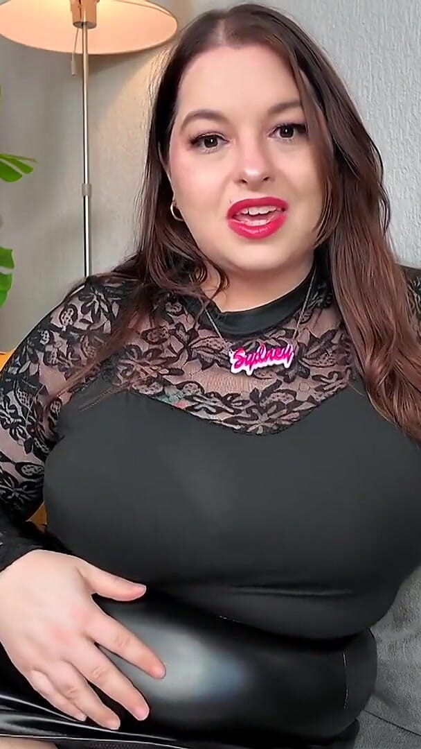 Sydney screams fetish: Witch Girlfriend Casts Dark Weight Gain Spell