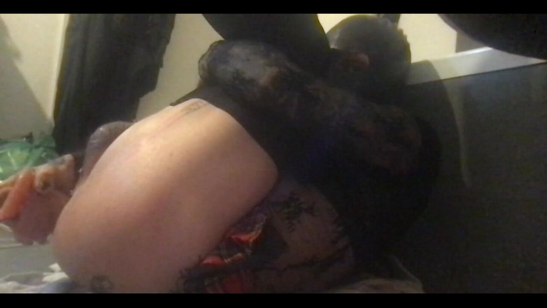 Lisa Rhea Deville: Toying Sissy Děvka
