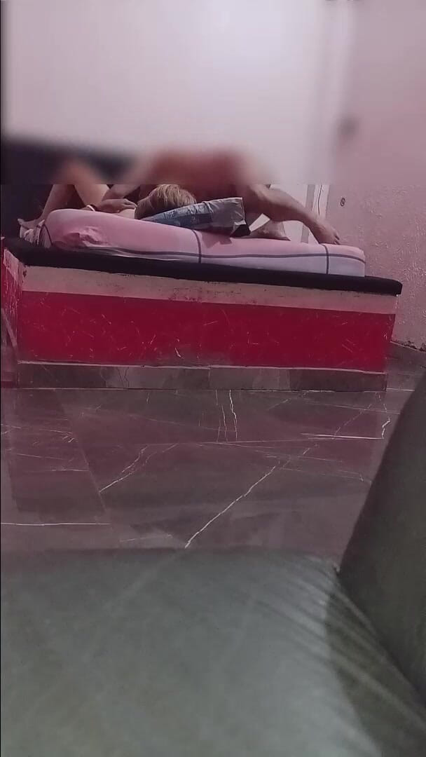 parejacasero: Un ricco pompino in un motel