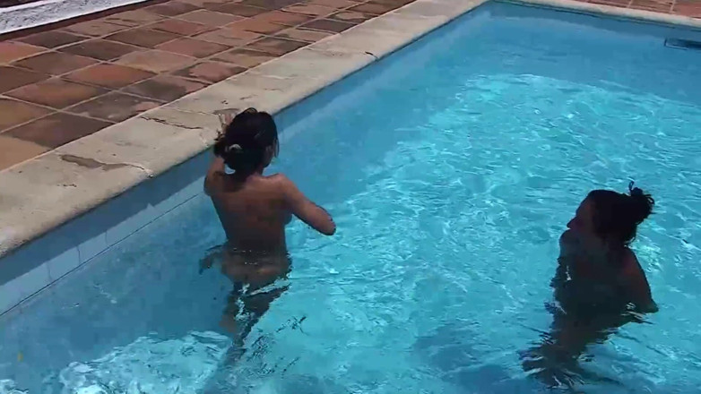 Public Entertainment: Two Friends Masturbate Right Next to Each Other