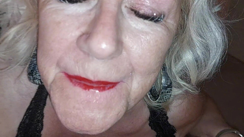 PureVicky66: Horny German Grandma's Nympho Blowjobs: Devouring Cum Like a Pro