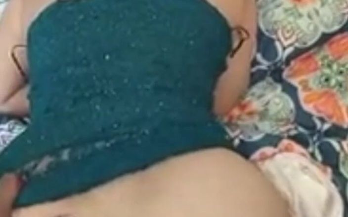 Tiptopcycle 1: Desi Bhabhi Kamal