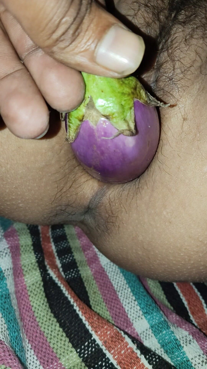 Mkporn3: Sister-in-law Was Putting Brinjal, I Put a Penis