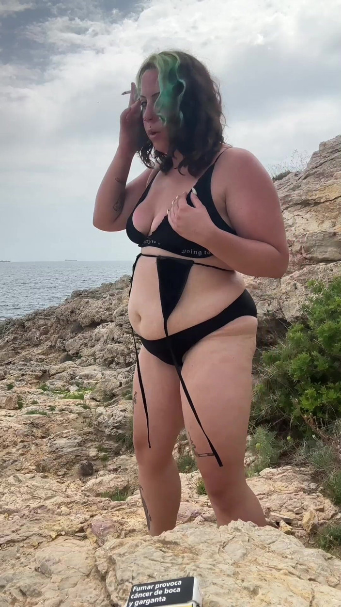 Goddess Kinx: Trocando de biquíni