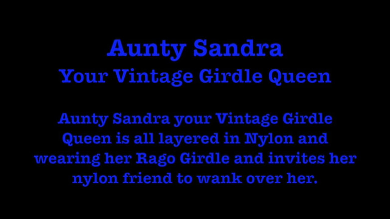 Aunty Sandra vintage girdle queen: Bibi sandra berlapis dengan teman nilon vgq65