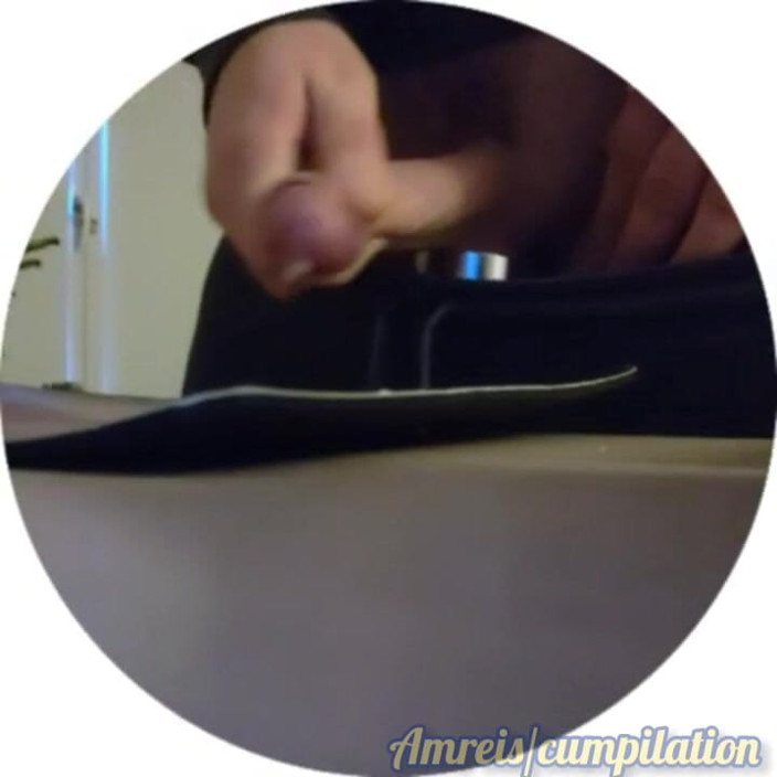 Amreis: O compilație cu orgasmele mele sălbatice pe rețelele de socializare...