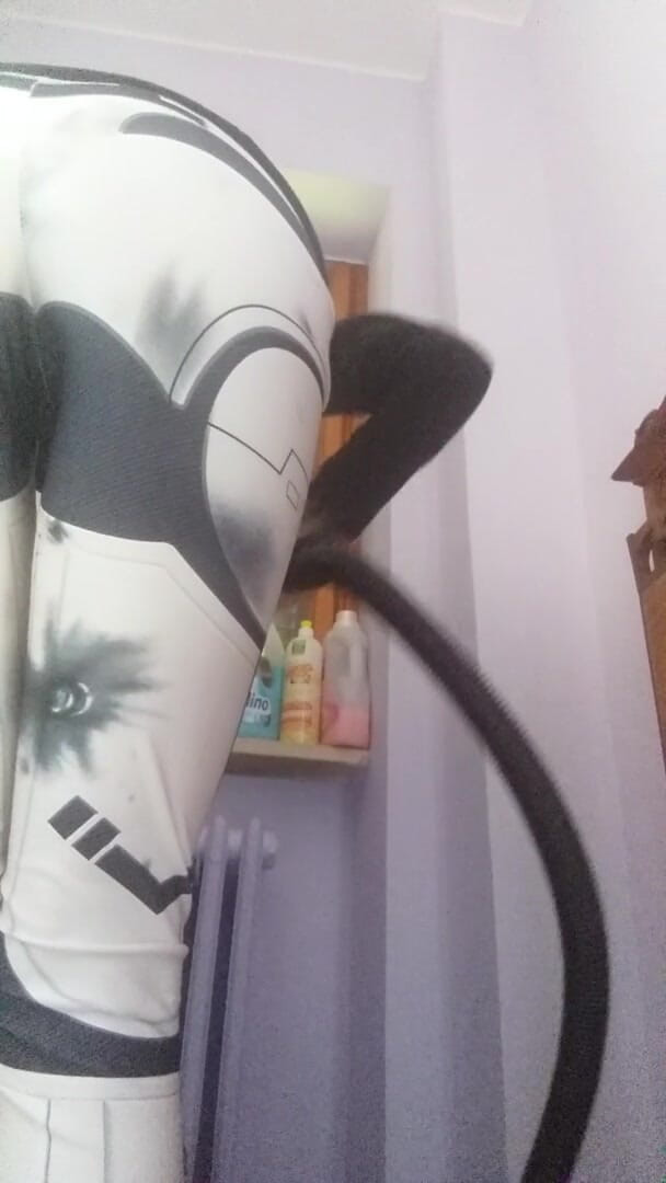 savannahamatoriale: Je to tak sexy Vacuumin!