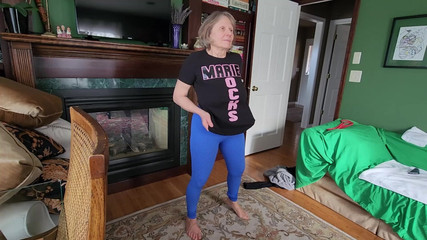 MarieRocks: GILF menukar pakaian