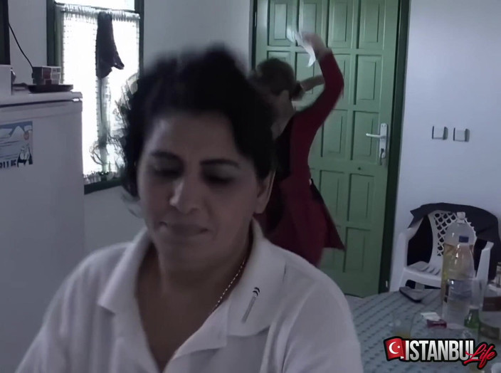 Istanbul life: Fiesta de cumpleaños sexo