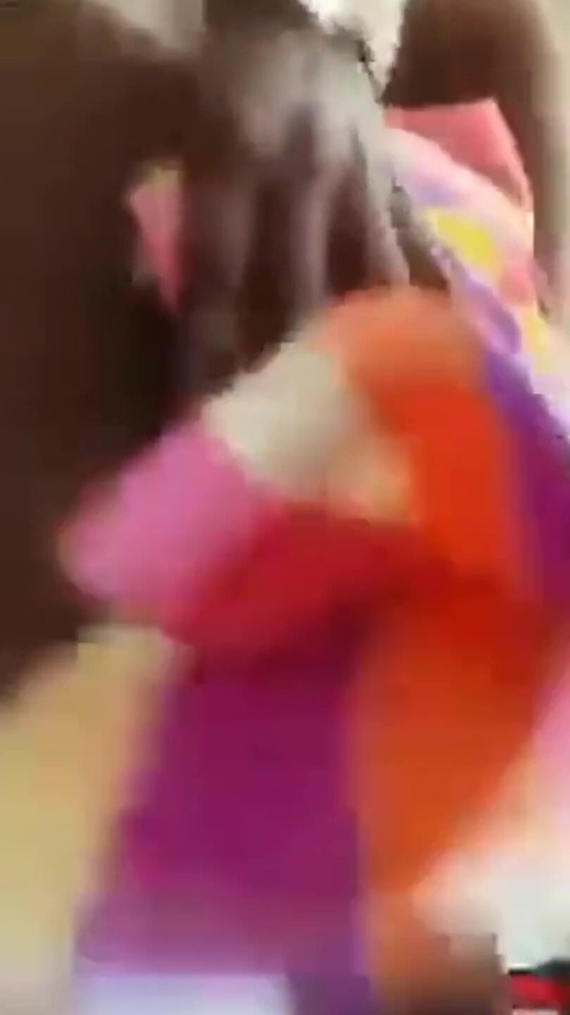 Lets Shower (Sexy pussi) Lets Shower (Sexy pussi)
