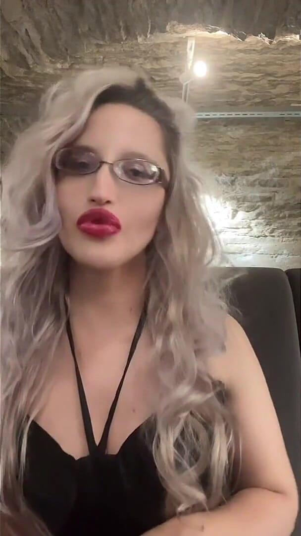 Sissy Awakening (FinDom Goaldigger) Sissy Awakening (FinDom Goaldigger)