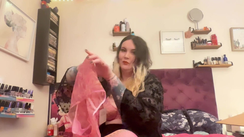 MissFFW: Ffw pokazuje swoją nową bieliznę haul, z różnymi pozami