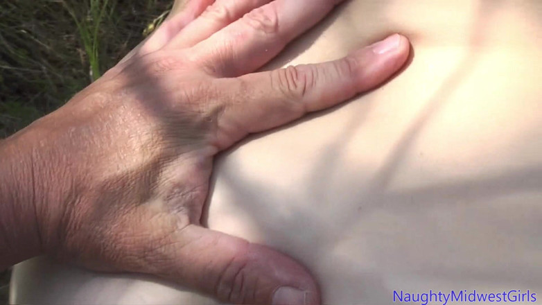 NaughtyMidwestGirls: Winter blowes - Naturspaziergang und fick