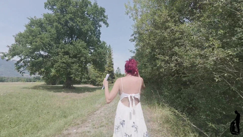 Malou-Nu: Chycený v lese!! Měl jen fotit... Pak to eskalovalo