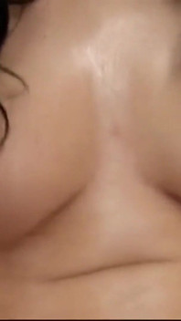 La splendida mora veronica e le sue belle tette naturali