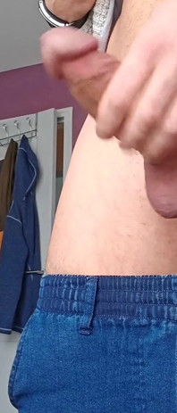 Arab Big Dick Cumshot