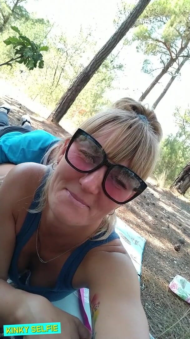 Sasha Bikeyeva: Kinky selfie - she shot a video on the phone as...