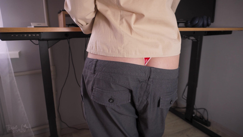 Teasecombo 4K: Pantalonii colegilor cad la locul de muncă în dezastru