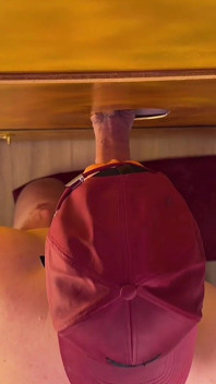 Gloryhole doré excité droit Me baise la bouche Chatte