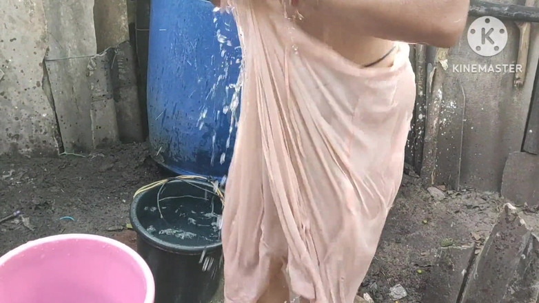 Anita yadav: Індійський секс з гарячими цицьками і сексуальними фігурами