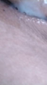 Pompino deepthroat pov al mio toro nero prima che lui mi scopa e mi creampie in cima