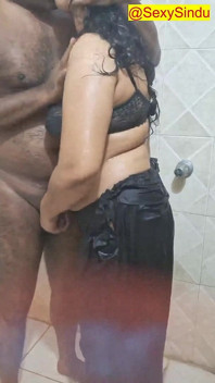 Indian Wife MILF Is Bathing in Saree