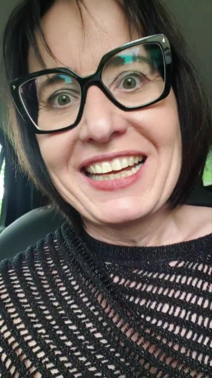 JulieEroticDress: 조깅하는 사람에게 잡혔다