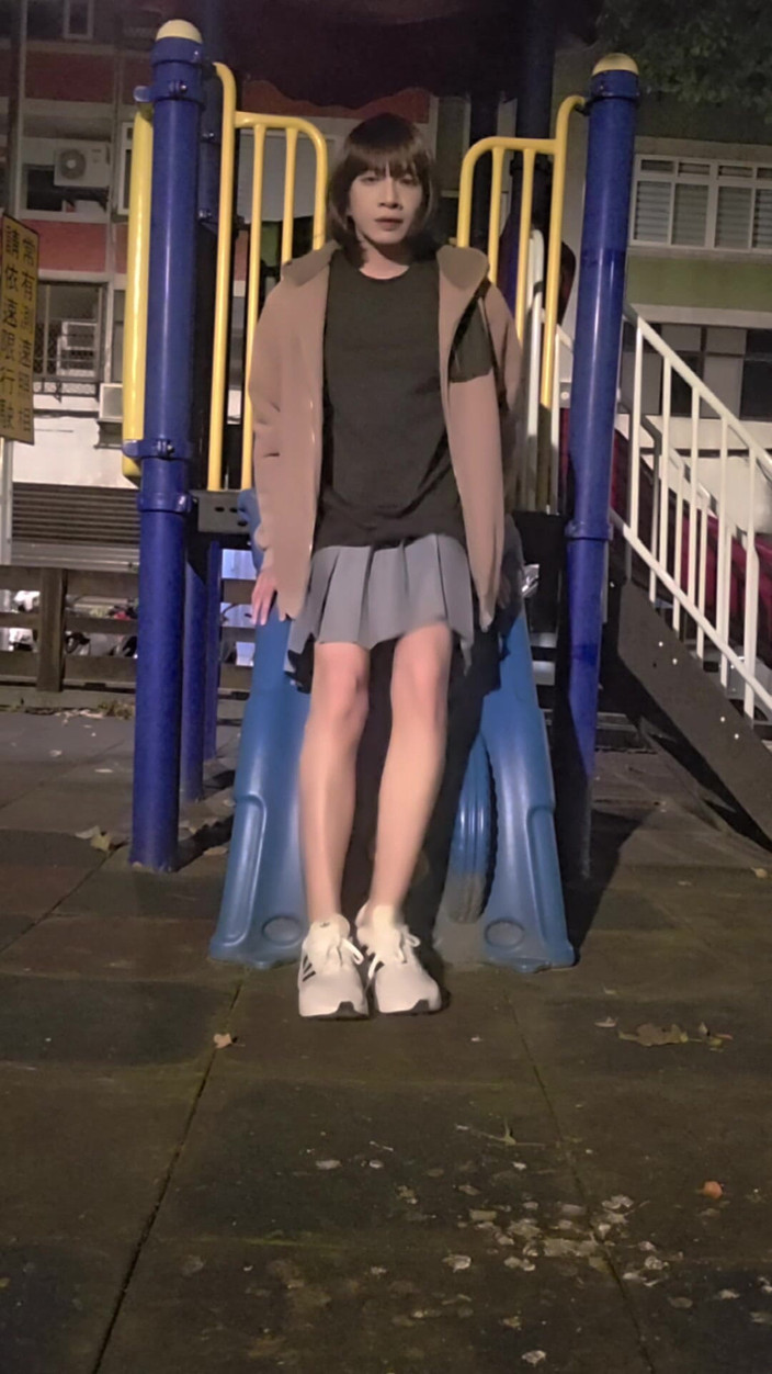 Taiwancdgirl: Псевдо-Нян Тинсюань демонстрация мини-юбок на открытом воздухе