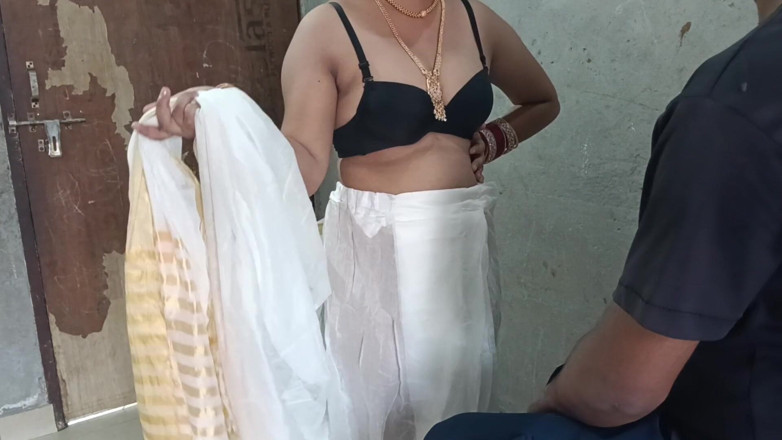 Vamika: Nyligen gift Bhabhi Ke Bade bröst Ka Doodh Piya Aur...
