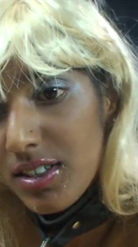 Hete inzichten in pornofilm nr. 02 door student Lucy 25