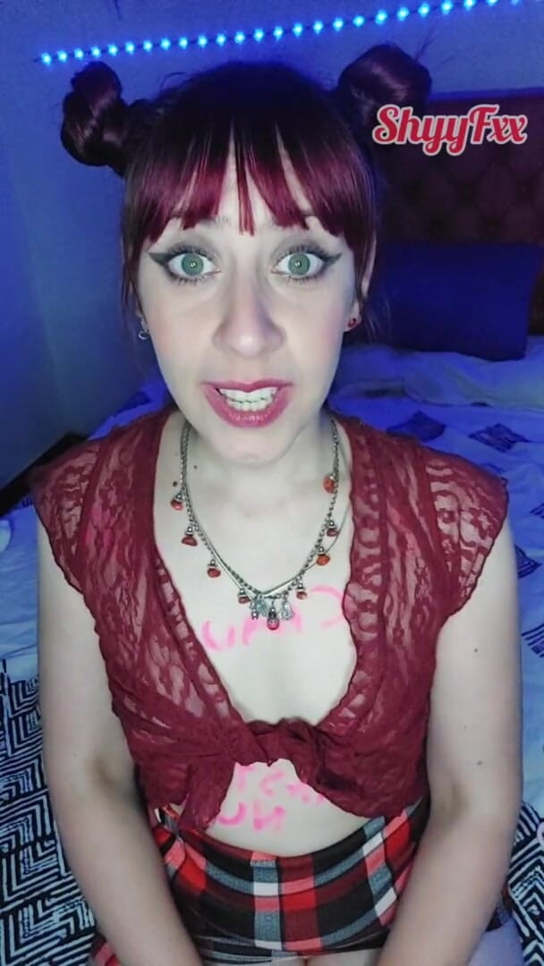 Tu Gauchita Argentina: Shyyfxx Colegiala Caliente Le Ruega a Su Crush Que La...