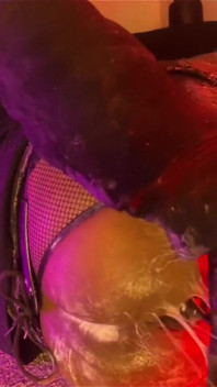 Femboy gapes và farts creamy butthole với đồ chơi - đào tạo qua đường hậu môn