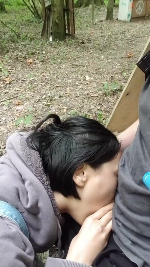 SpicyGum: June Liu – chinesische studentin blowjob im freien, sperma im mund