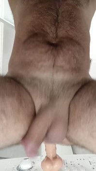 Ngentot pantat pakai dildo
