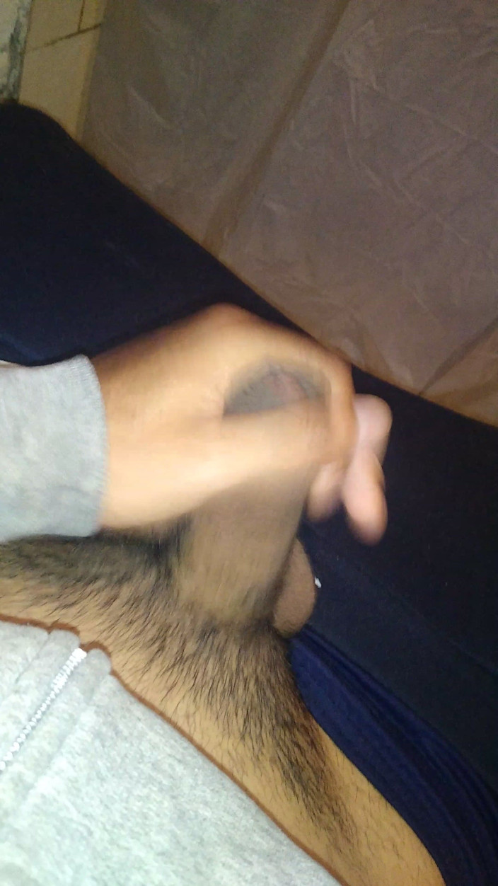 AlexAlejandro13: Hard Hand Straw