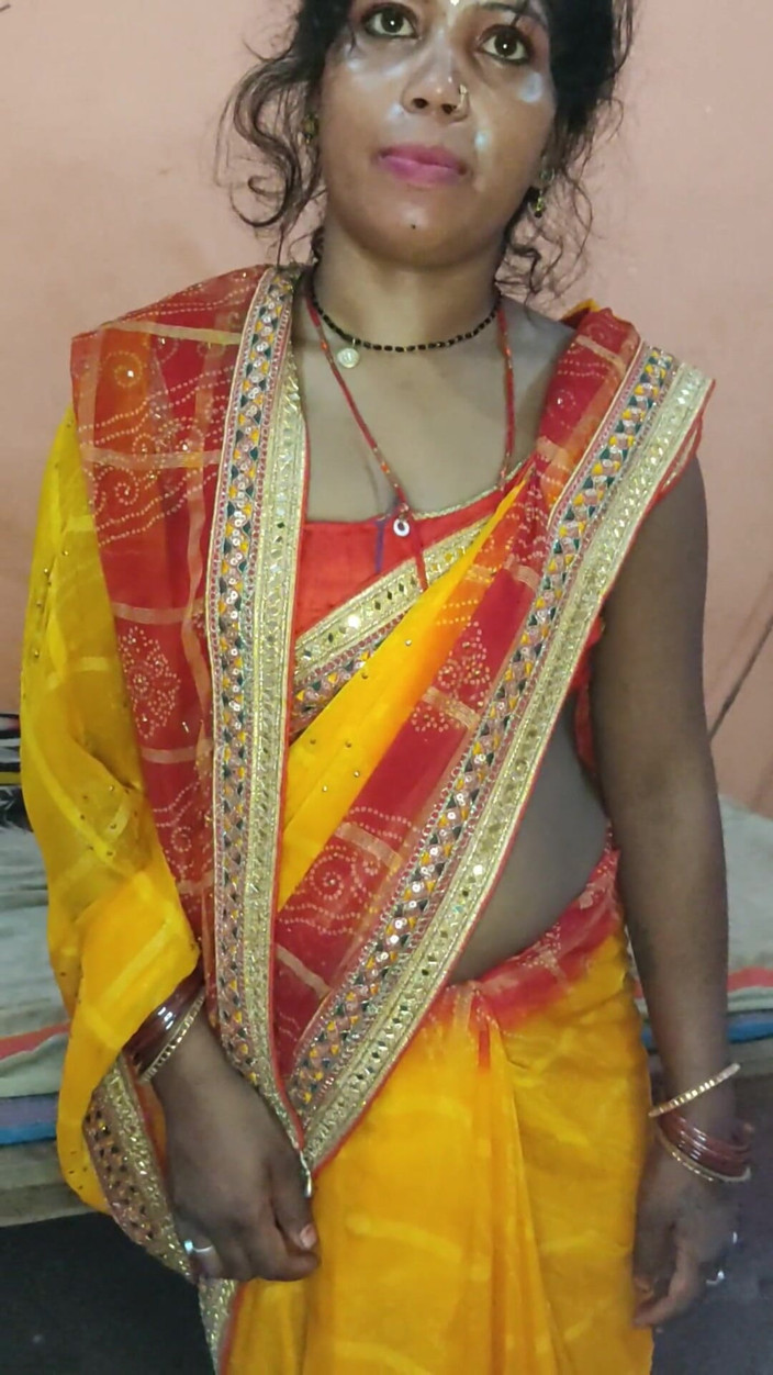 Mamta-Bhabhi-76xx: Du hast Paroshs schwägerin viel gefickt