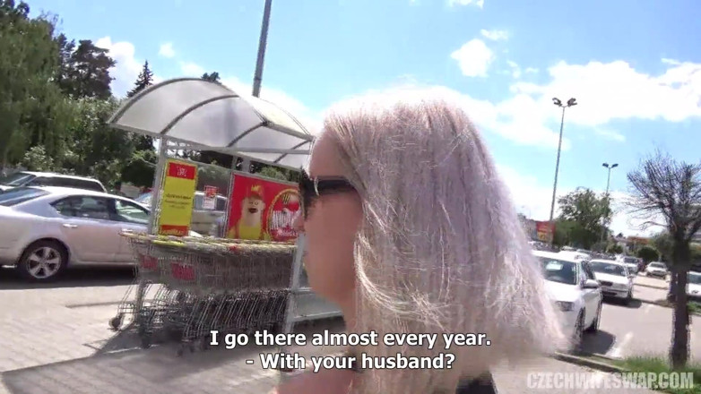 Czech Wife Swap: แลกเมียเช็ก 1 - ตอนที่ 1 ซื่อสัตย์หรือพร้อมที่จะเย็ด? ผลการทดสอบข้างใน!