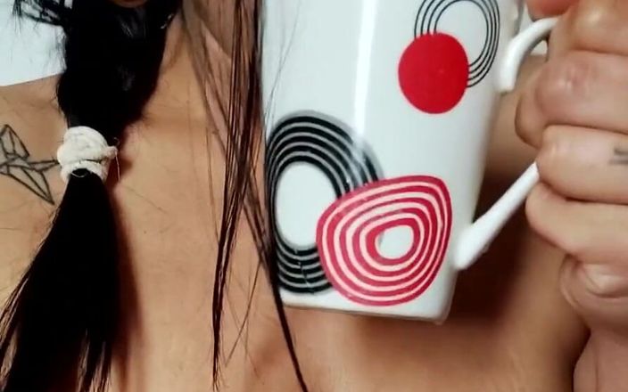 Kylei Ellish: Buongiorno miei amanti del caffè