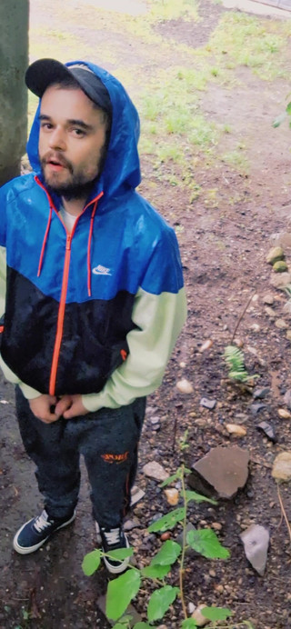 jerkofflover: Hraji si s mým cocckem na veřejnosti