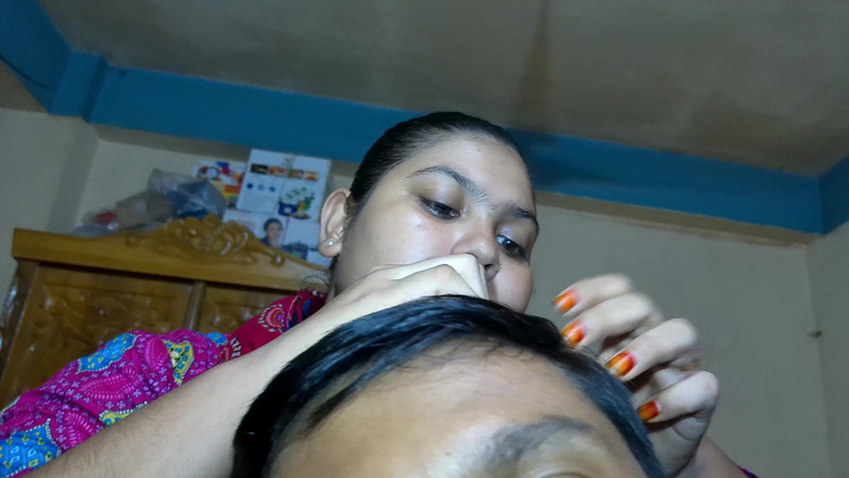 Desivideo: Nyligen äktenskap par desi indisk styvsyster knullad av sin styvbror