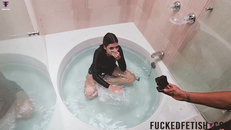 Fucked fetish: Без порізів красива 19-річна дівчина мішок претендента під трусики